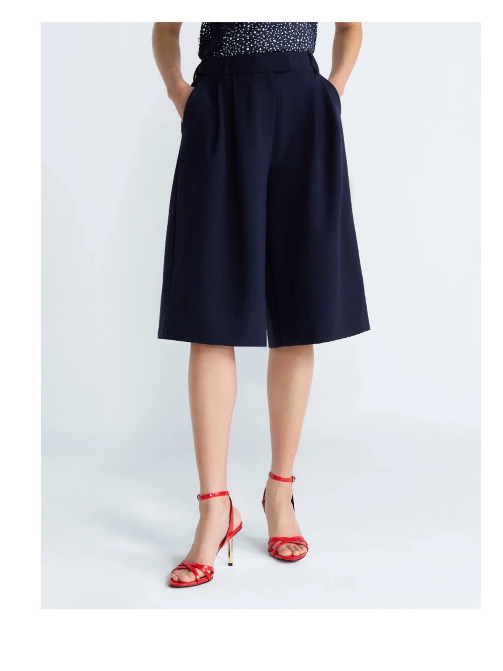 Devil Wears Prada Scoop Collection Women’s High Rise Pleated Culotte